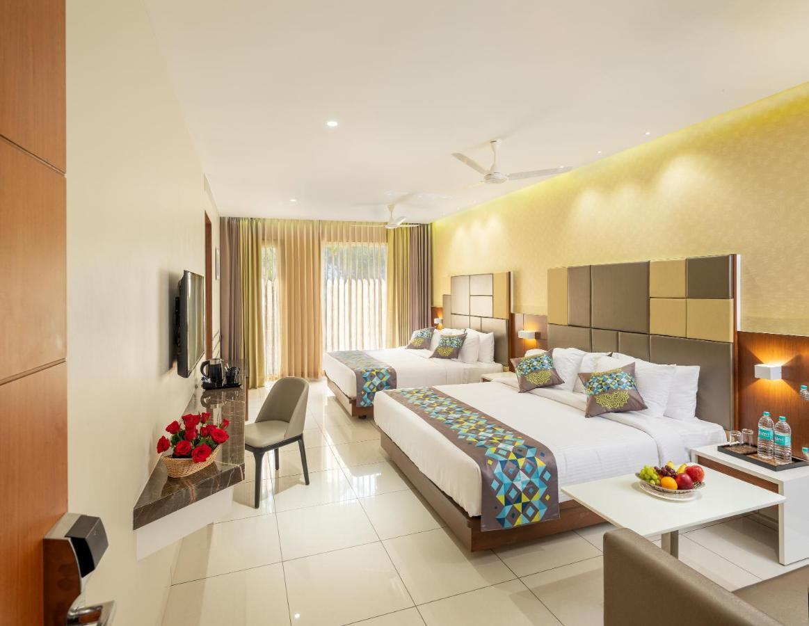 Hotel Divine Fort Palani Exterior foto