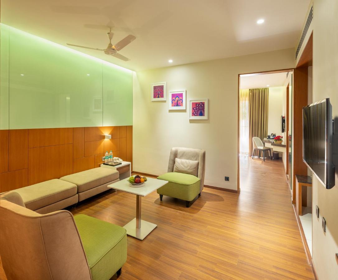Hotel Divine Fort Palani Exterior foto